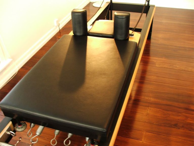 Pilates Equipment, Reformer, Trapeze table, NZ made ⋆ Bodylight Pilates